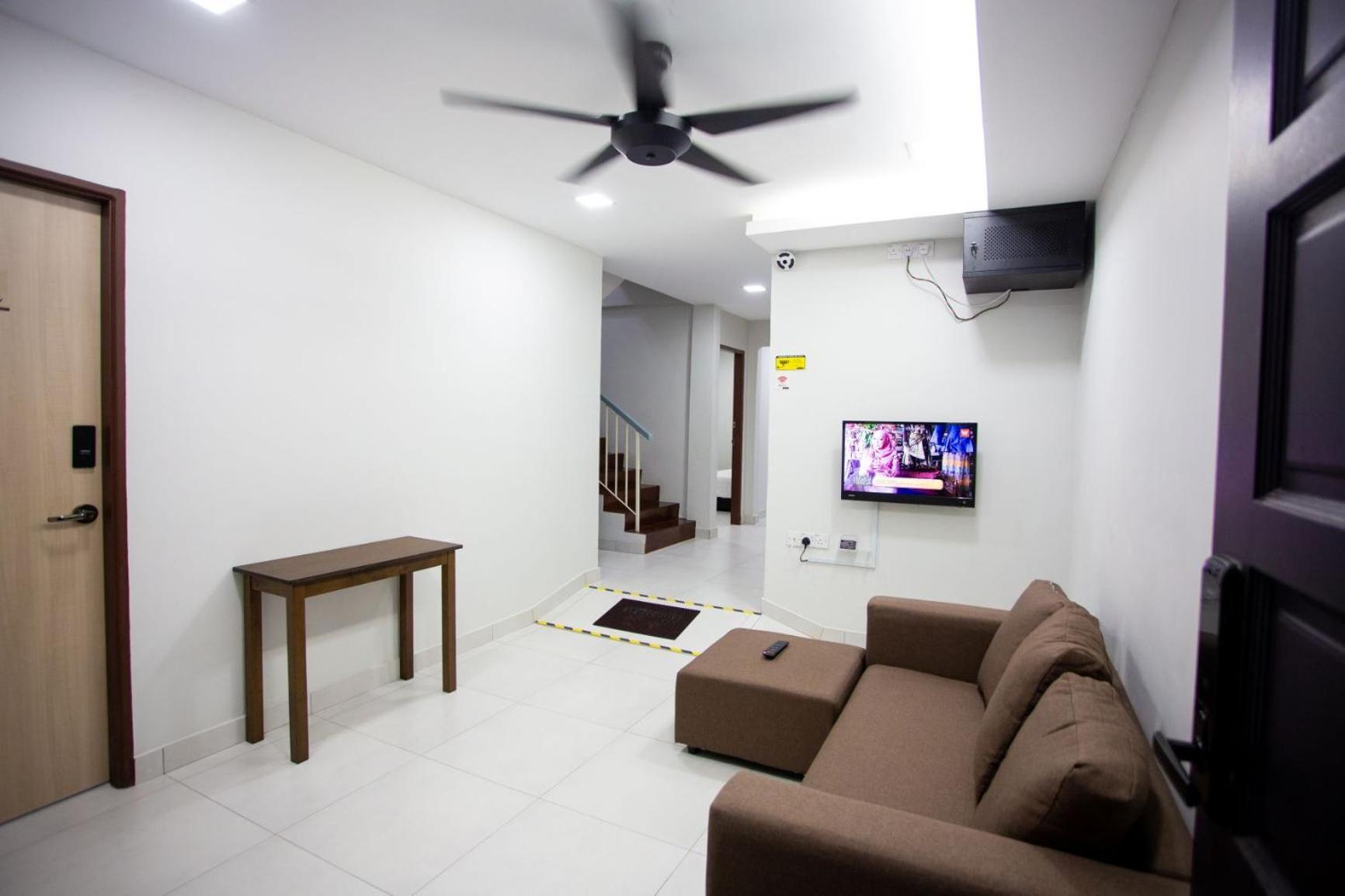 Hom2Rex Kuching Homestay Taman Timberland Kültér fotó